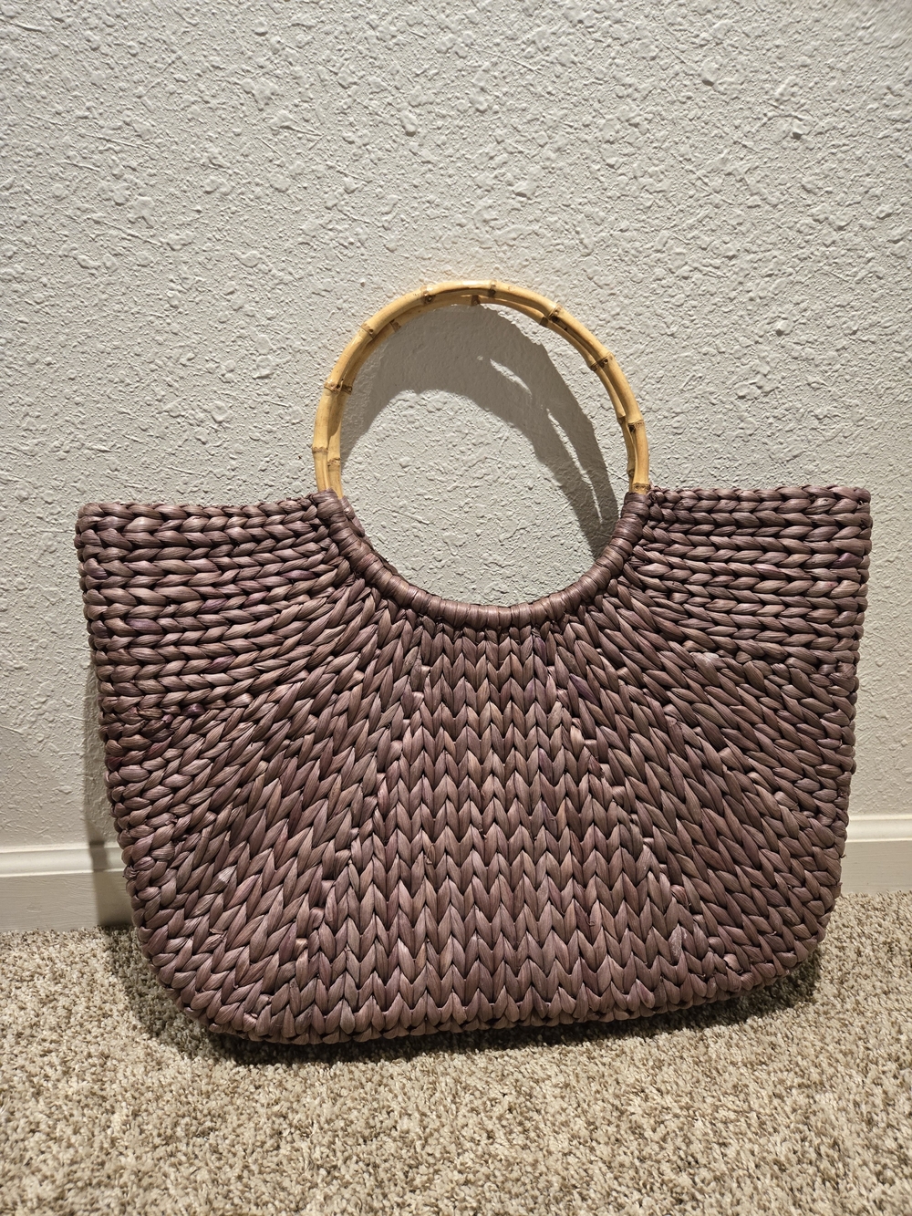 GAP Large Woven Straw Shoulder Bag with Bamboo Handles in Mauve and Tan